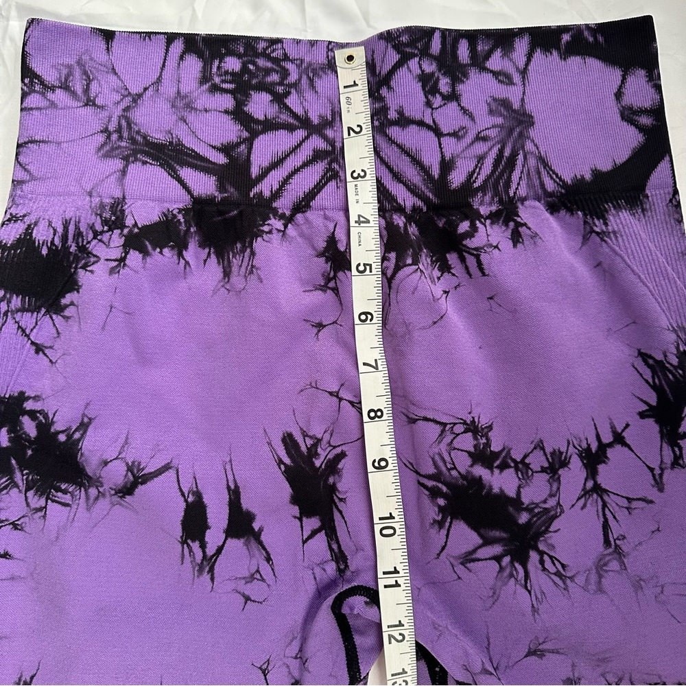 Purple Black Tie Dye Cropped Leggings XL Stretch Athleisure - Picture 6 of 9